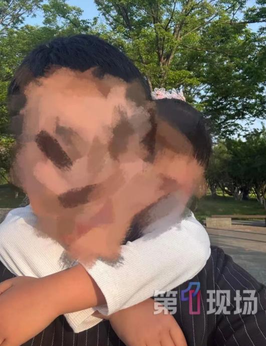 这个女人没底线。陕西汉中，一未婚女子到处勾三搭四，被人搞大了肚子，为了遮掩丑事，
