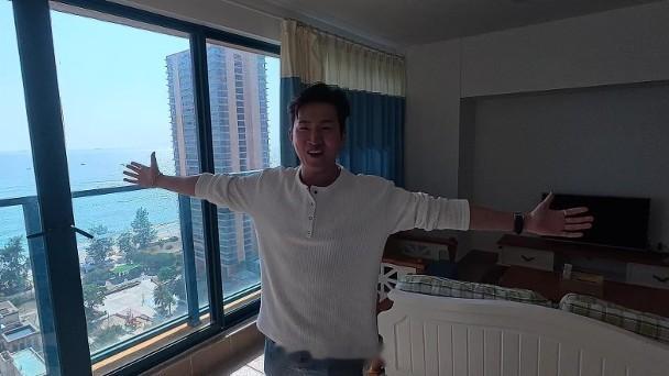 【On.cc】江美儀到訪內地平價公寓　充斥煤氣味嚇破膽由視后江美儀、周嘉洛及朱敏