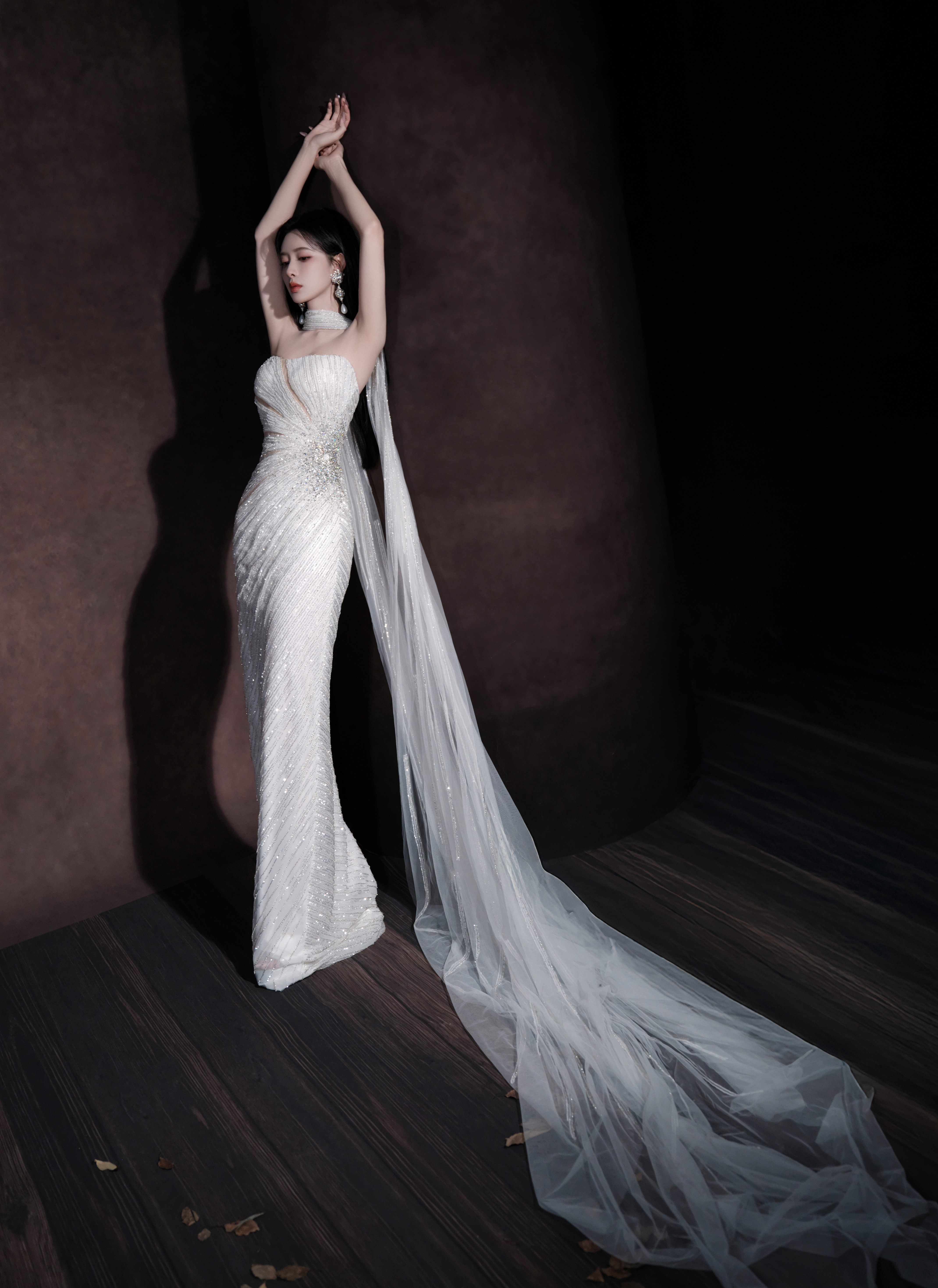 孟子义×今日BINGOPro发布会活动造型Look，缤果家族全球代