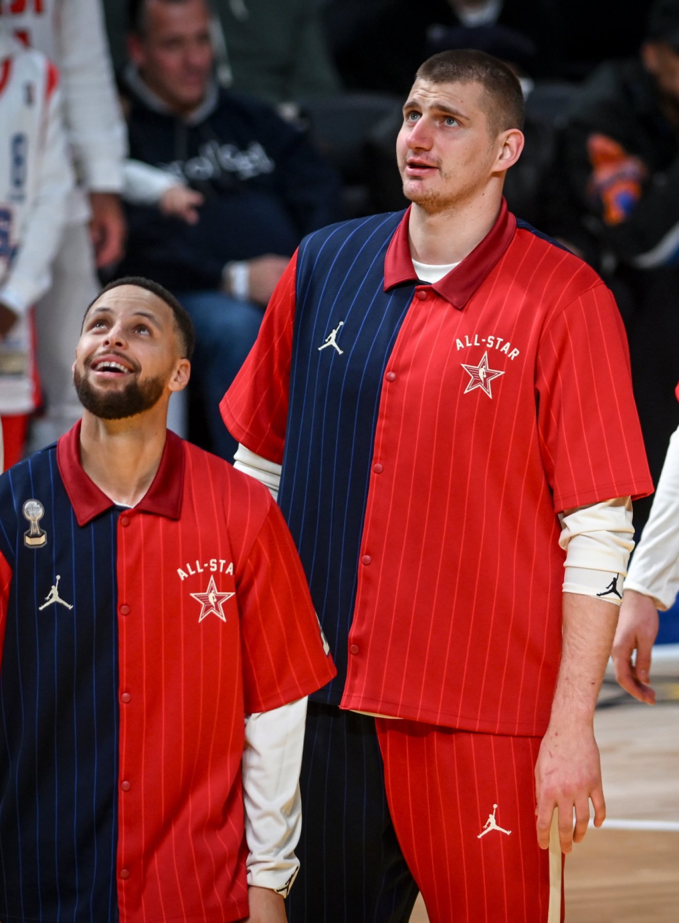 约基奇透露了他的NBA总统山：库里入选⭐️比尔·拉塞尔⭐️迈克尔·乔丹⭐️威尔特·张伯伦⭐️斯蒂芬·