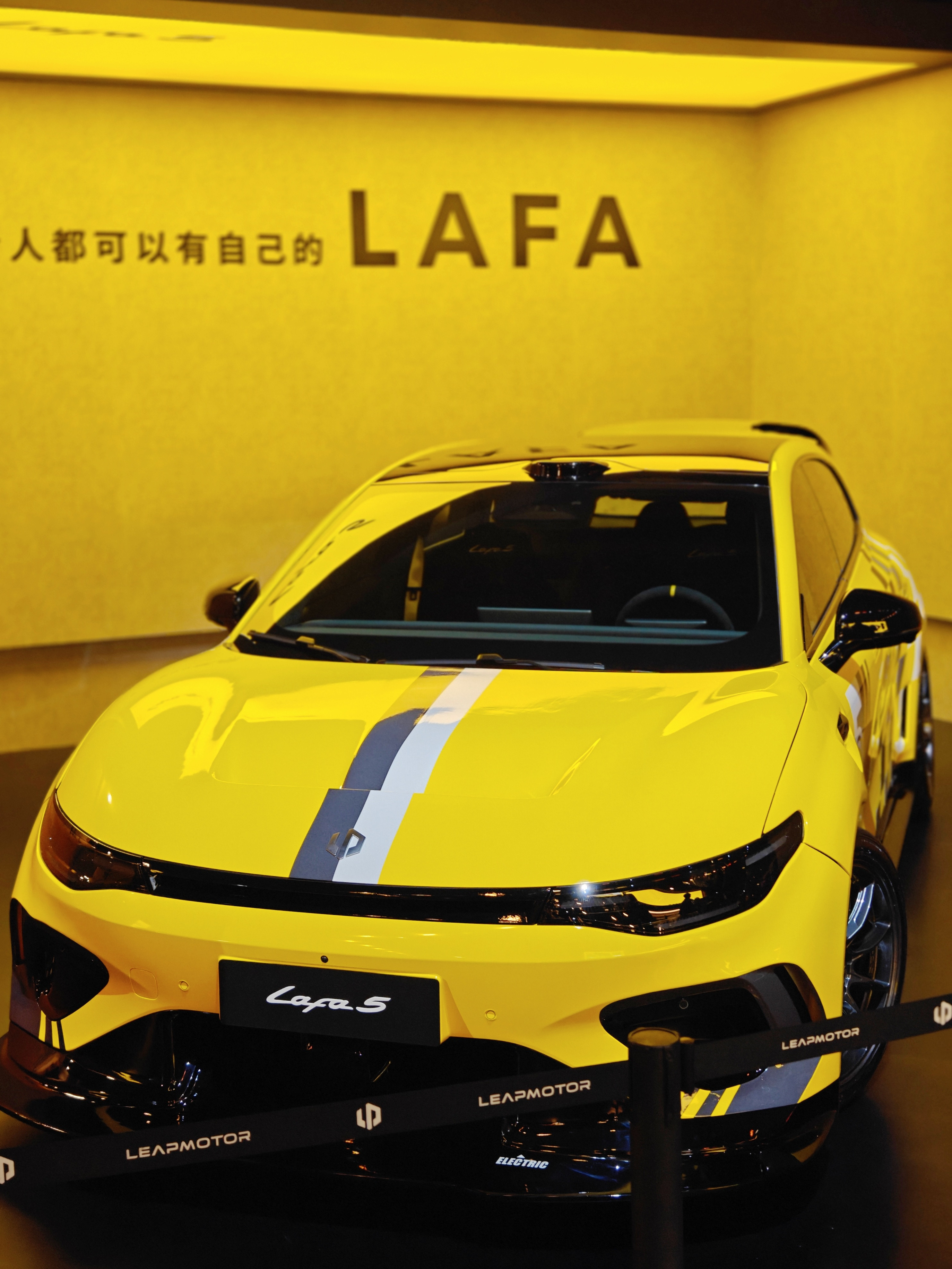 9.28万起能买到一个什么新能源车？来看！零跑Lafa5核心卖点总结：产品力