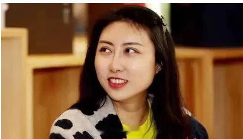 贾平凹女儿被指论文抄袭其实做诗人这事不难，但做不好就容易被当耍流氓。对网传贾某