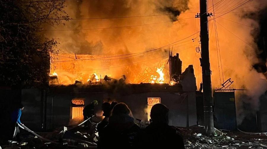 停火之前再揍一波乌克兰，俄罗斯连夜发射大群无人机，对乌克兰多处目标展开密集打击。