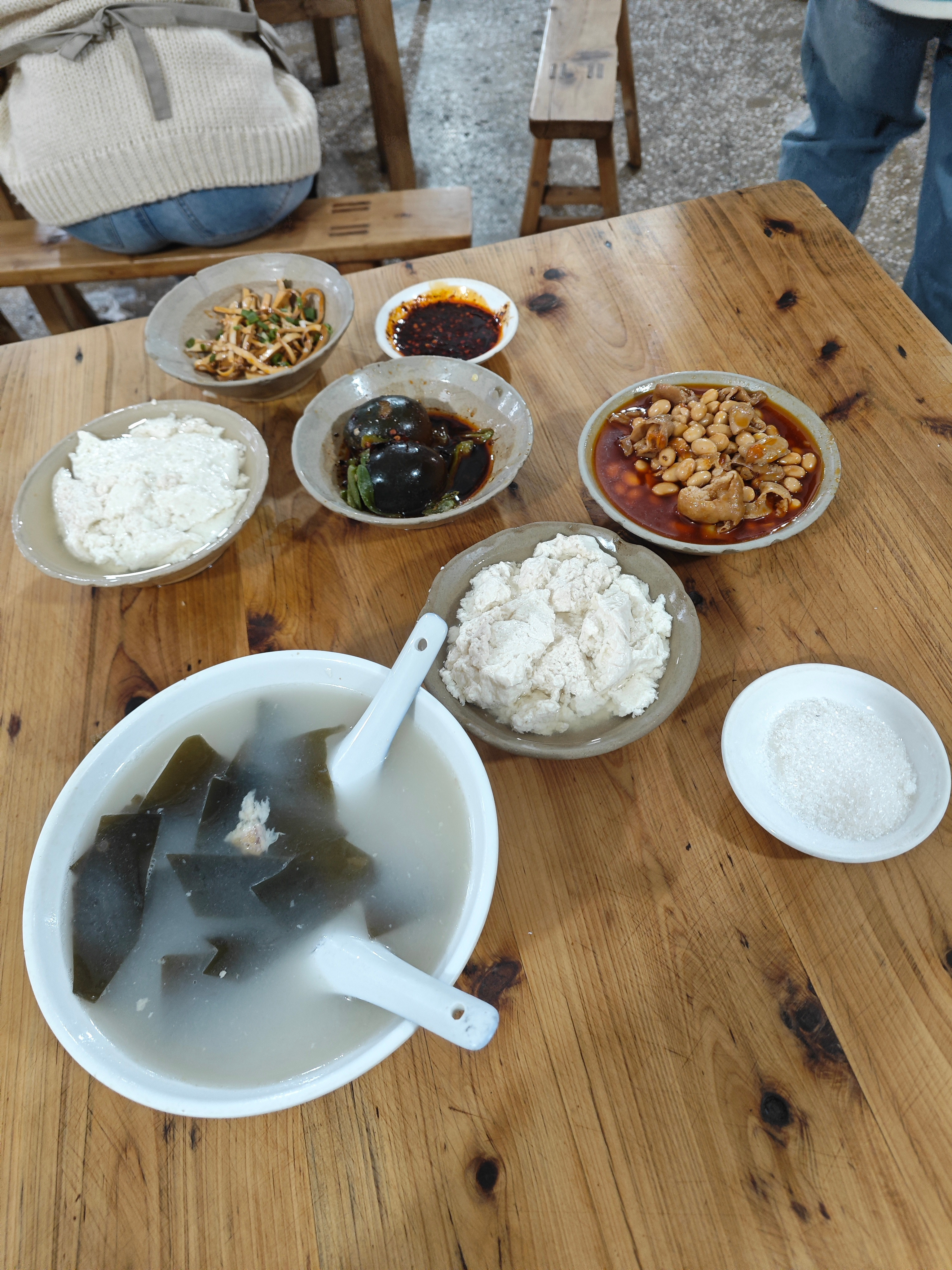 王源我走你走过的路，吃你吃过的饭了