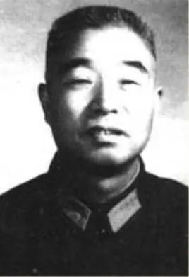 余嗣贵（1913—2000），六安市金寨县人。1929年参加了商城起义。1930
