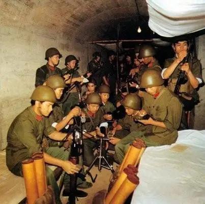 1984年老山阵地弹药耗尽、粮食断绝，部队主官没向中央请求增派兵力，而是拨通了一
