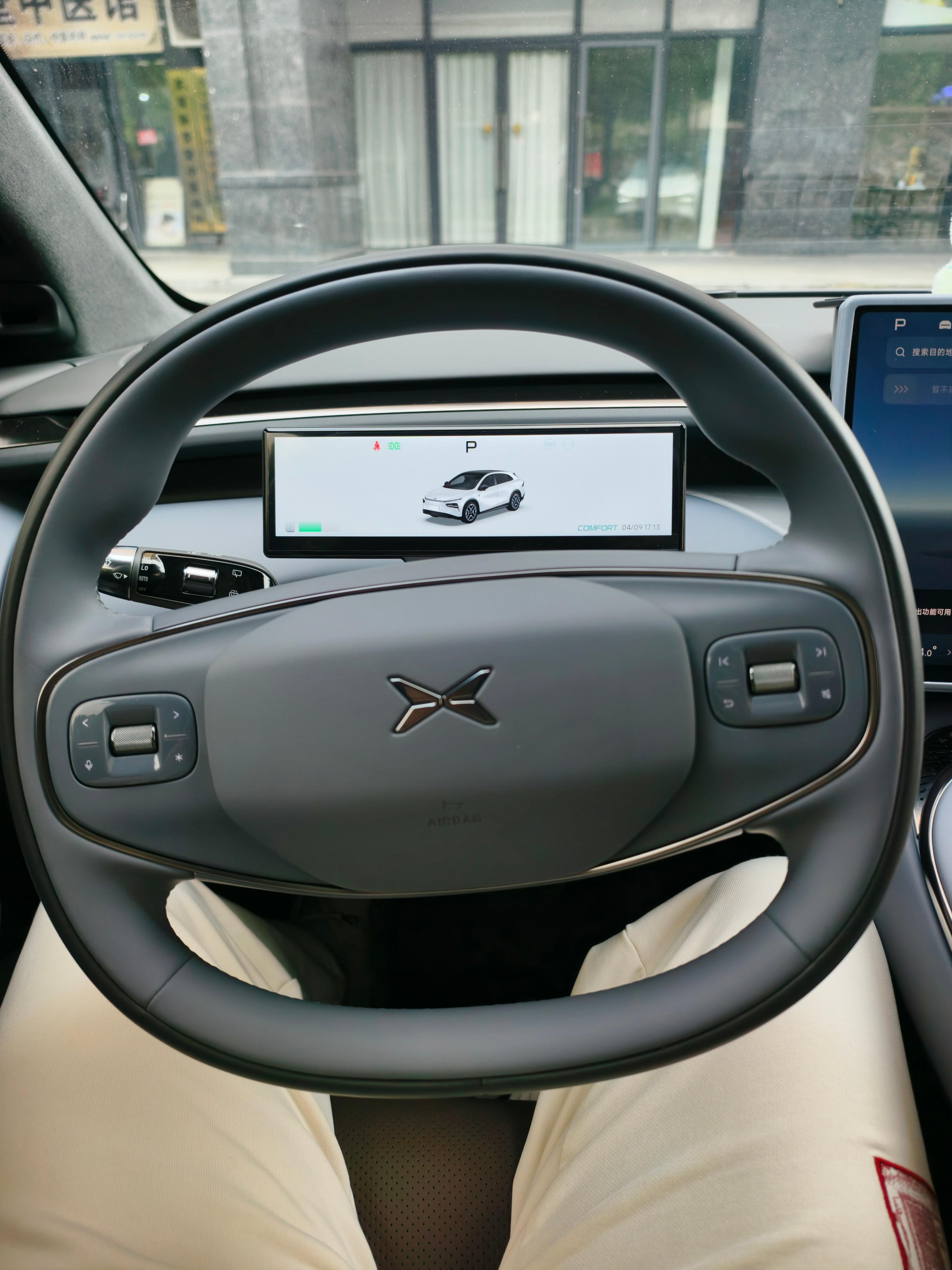 借了一台小鹏，多开两天，看看小鹏第二代VLA的全部实力