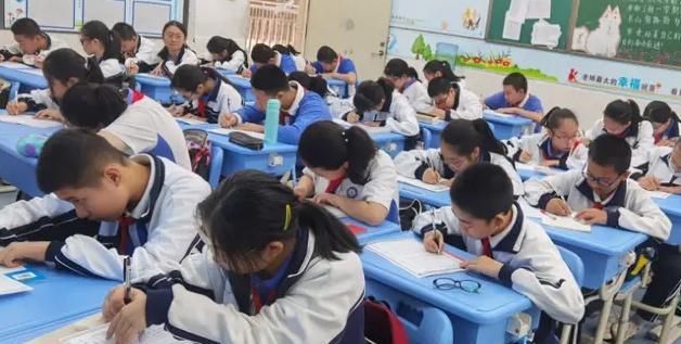 小学到高中常考的名著考点，能答对两个以上，算你厉害！1、观音菩萨是男的还是女的