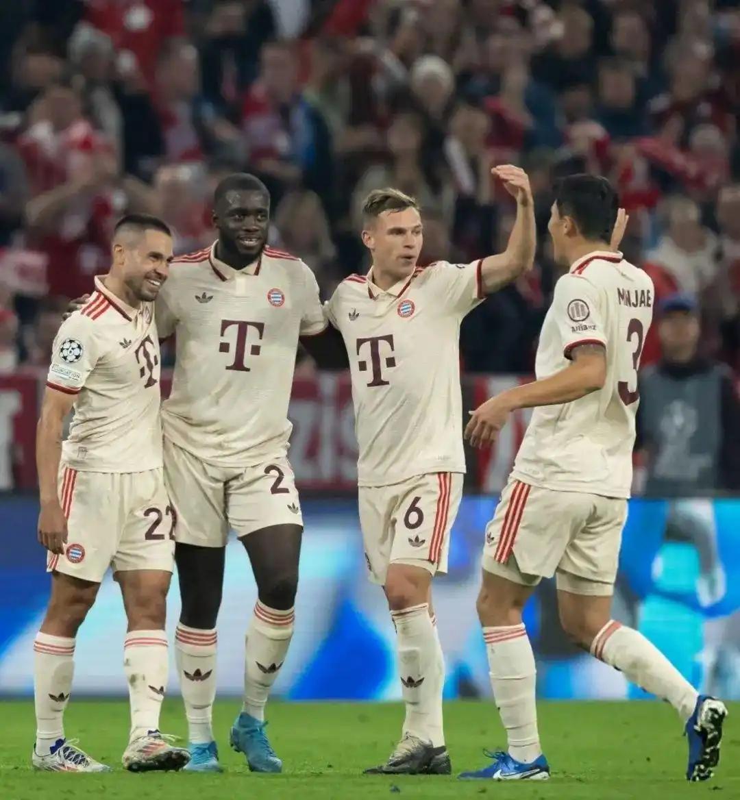 拜仁原本是可以一场大胜的，3：0领先了，基米希就开始玩了，玩火横传导致丢球。金玟