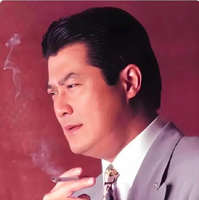 掀桌那刻，邓光荣不是经纪人，是护崽的老爸。酒桌一翻，啤酒瓶飞，黄朗维愣了——这