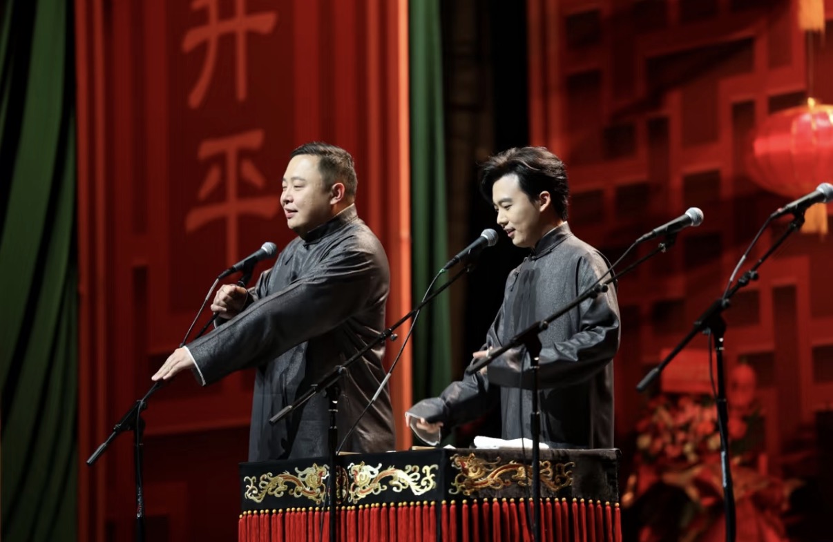 《我是富二代》郭麒麟：好多人说我是富二代，我哪是啊阎鹤祥：你还不算？郭麒麟：我顶多算富三代。阎鹤祥：