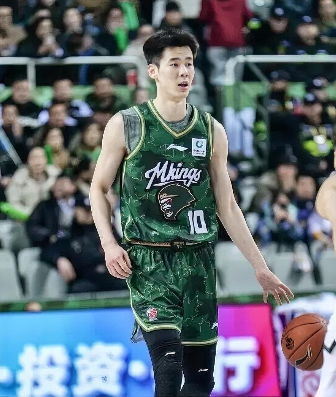 有一说一，今日程帅澎和郭昊文表现截然不同！！程帅澎:今晚出战24分钟，投篮