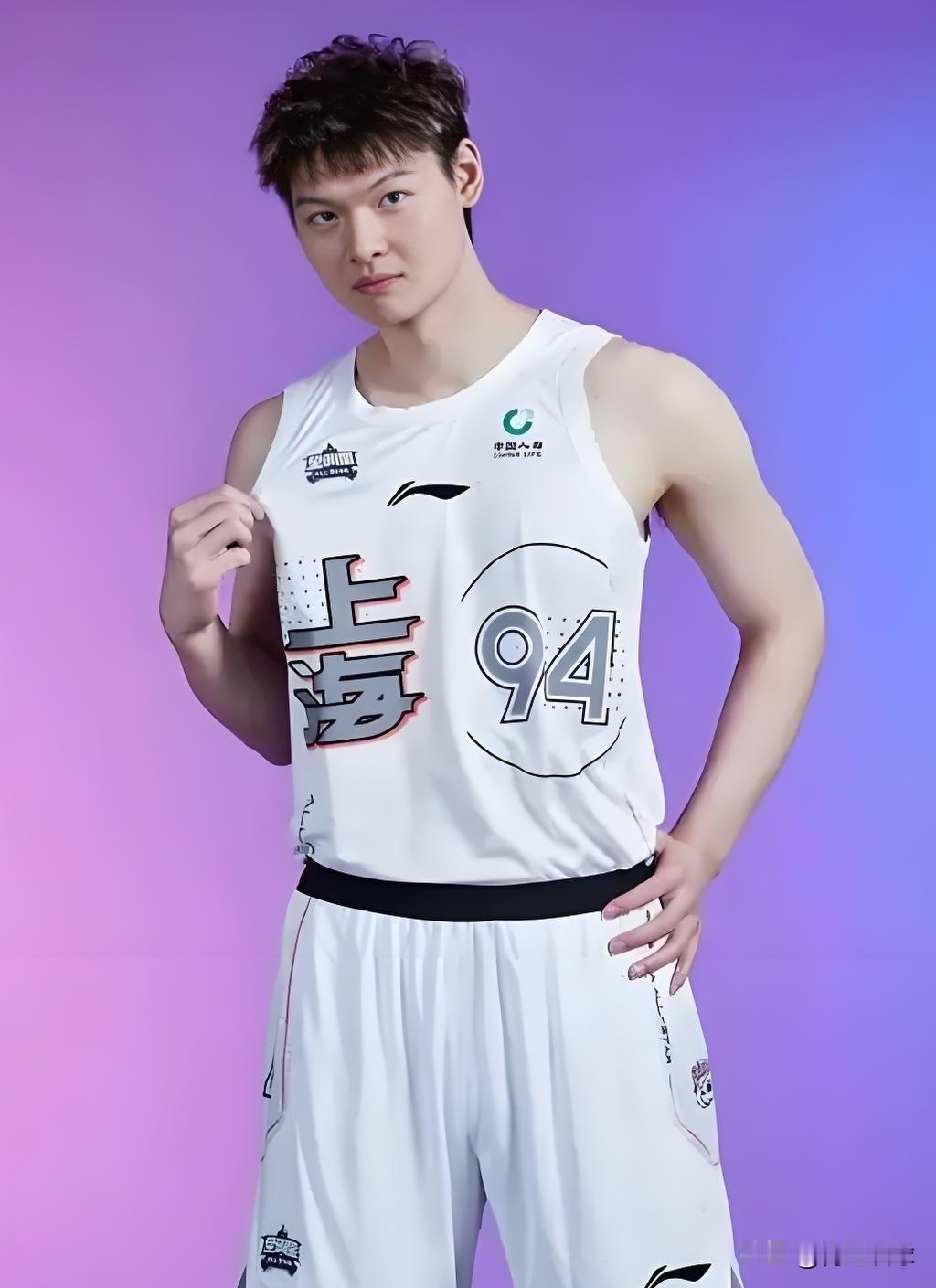 CBA上海队19场常规赛过后，队内赛季总得分排名一览：01、古德温，19场，