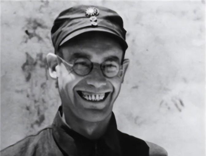 1937年，李德以“无法适应延安的生活”为由想返回苏联，毛主席好言相劝道：“听说