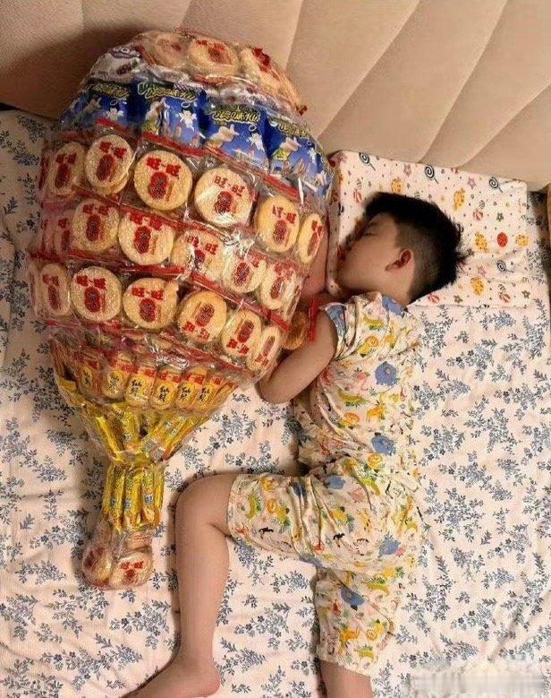 父母真的都好会爱小孩。