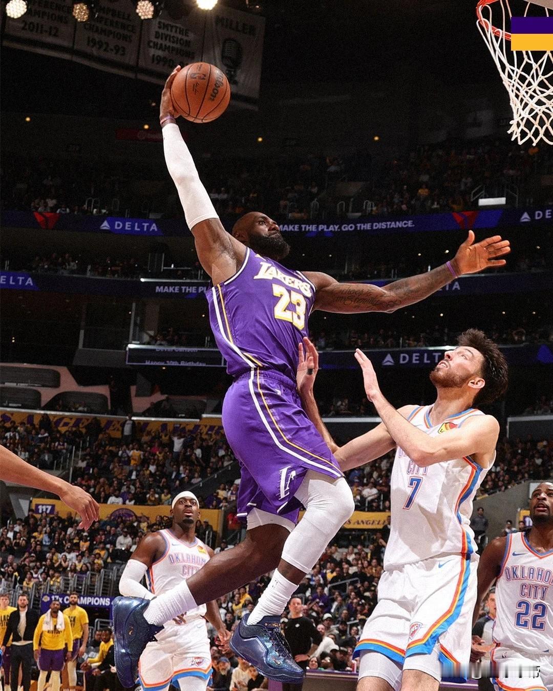 湖人输了詹姆斯没有输，詹姆斯爆砍全队最高的22分尽力了!在刚刚结束的湖人与雷