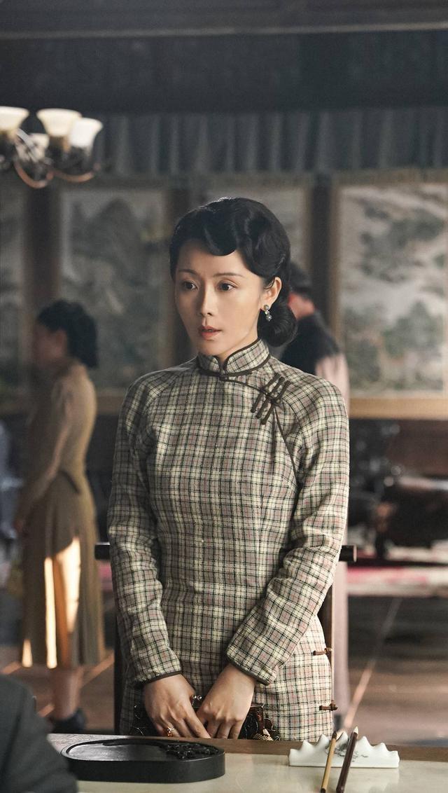 追剧《灼灼韶华》车永莉饰演的周燕太坏了！自私自利、心态扭曲、又蠢又坏，看到这个女