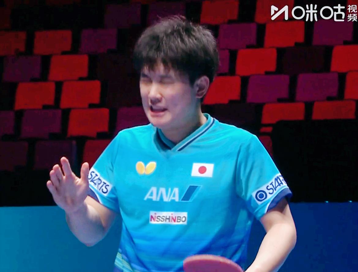 张本智和对无缝球也不习惯吗？日本队不是经常打无缝球吗？今天张本智和失误频频