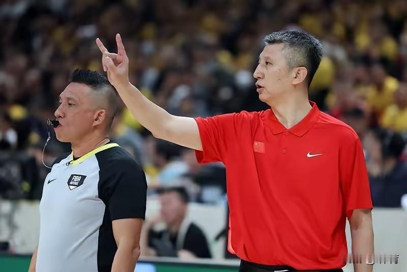 郭士强说你点啥好呢，看你选的男篮球员在CBA第一轮比赛中的表现的怎么样：1.