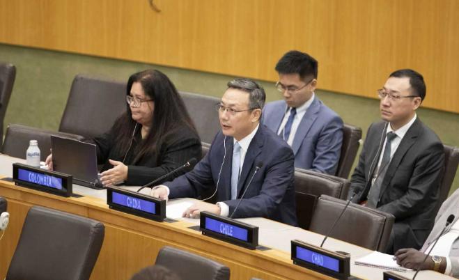 中美会费未交齐，联合国被迫裁员25%，中国提新要求，美国仍欠账今年联合国的日