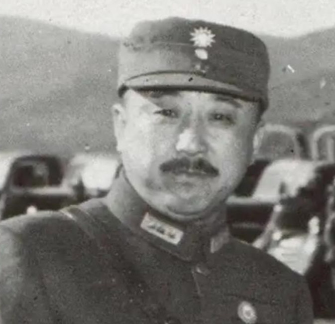 1949年，卫立煌为保85岁家母求助朱德，朱德深感棘手，转而请教毛主席，毛泽东看