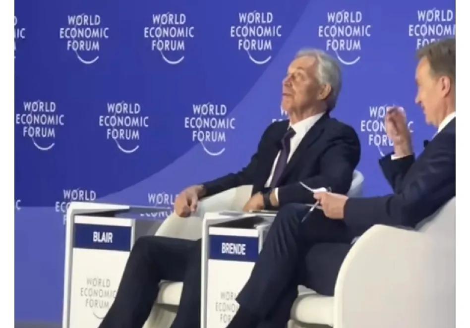 英国前首相托尼·布莱尔说：“第一次来中国时很多人骑自行车，今天很多中国人又骑上了