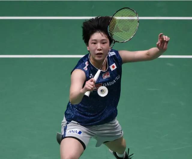 北京时间5月28日上午，刚刚结束了一场2026年新加坡羽毛球公开赛女单1/8决赛