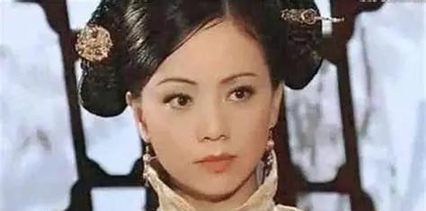 1834年的紫禁城里，一场看似平常的晚膳，其实藏着翻天覆地的风波。52岁的道光皇