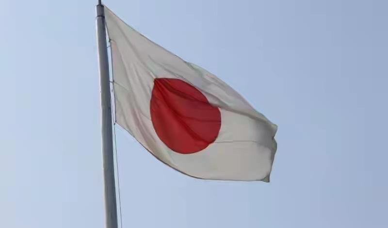 所有人都预判日本经济衰退，可没人想到，崩这么快、垮得这么彻底东京街头一家百年米店