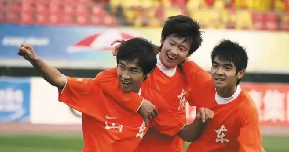 如果韩鹏这次没踢假球，默契球。从此吴兴涵，刘彬彬就再也不能得到重用了。韩