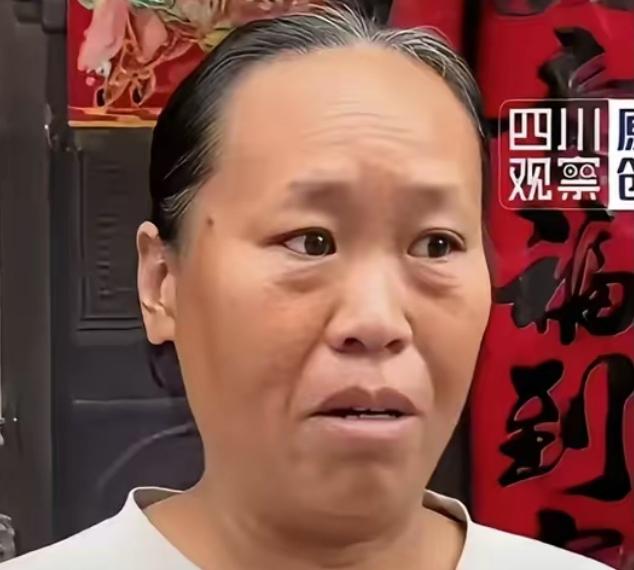 升学宴塌墙的亲戚，出来求大家嘴下留情。主家才五十来岁，以前干过泥水匠，前几年得癌