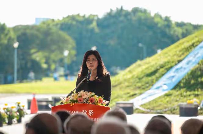 郑丽文太牛了！上任8天，干了马英九8年不敢碰的事！不仅马英九，历任党主席