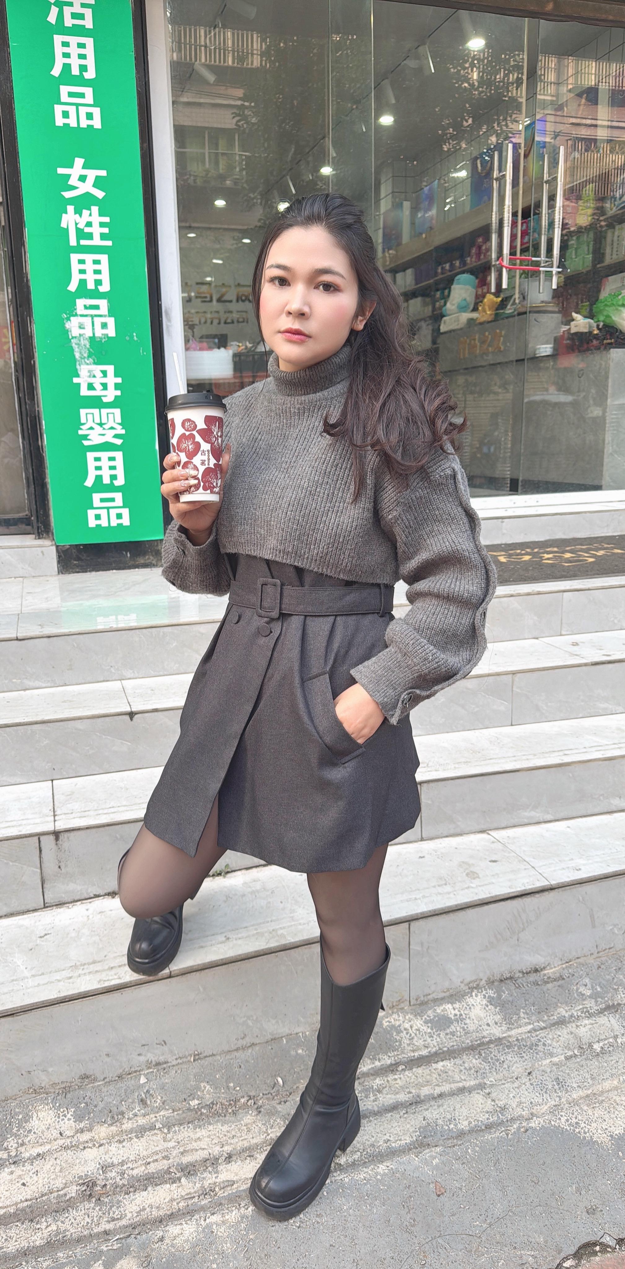 街拍小姐姐穿搭