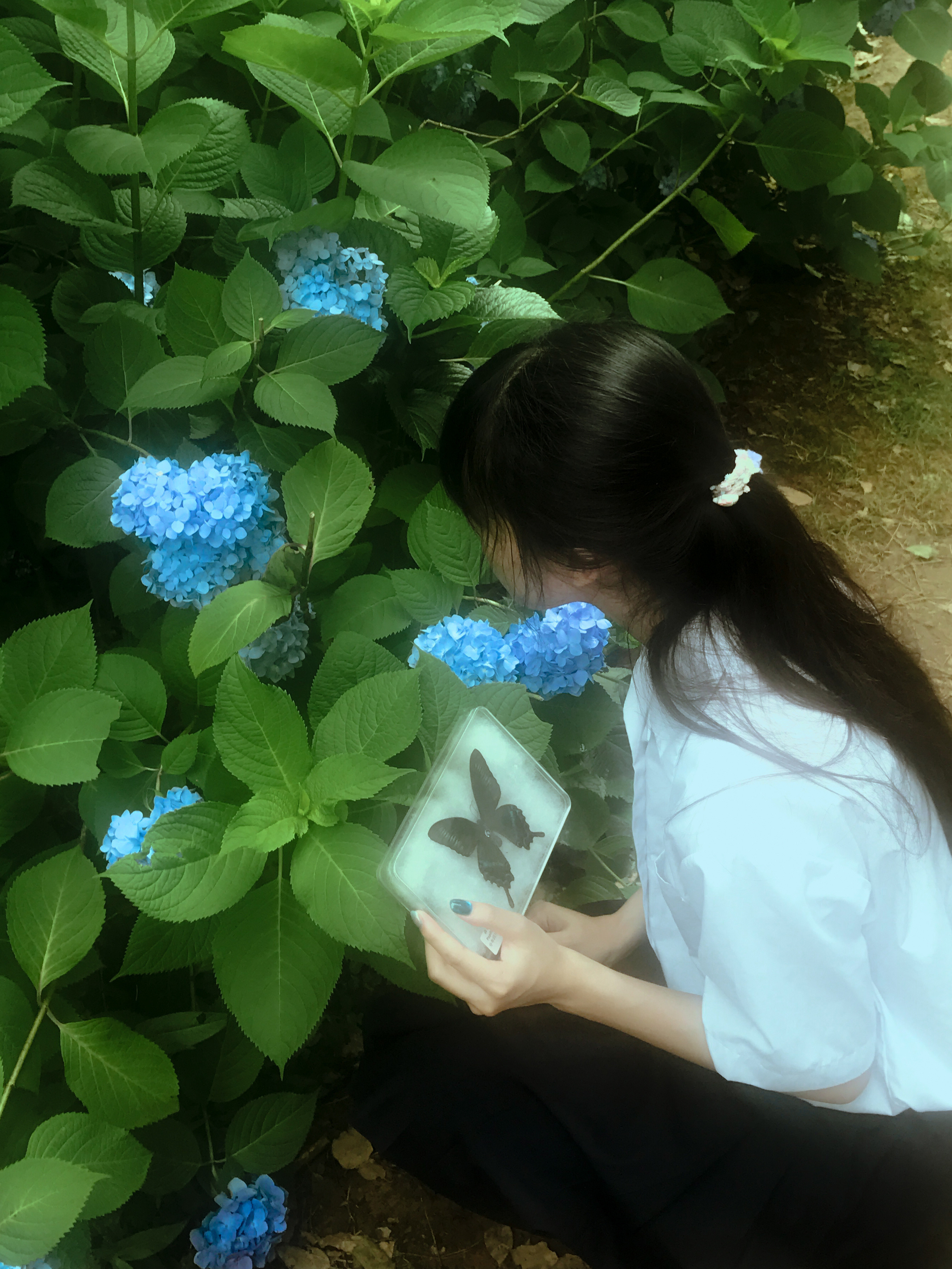 模特让我往镜头上抹点鼻油，感觉比黑柔效果好，还能拉丝