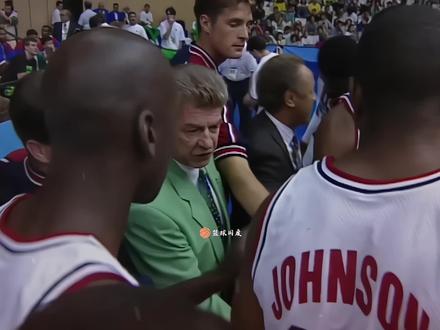 80岁老奶奶也能赢球的梦之队：实力碾压全场