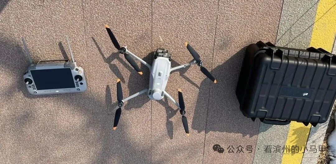 滨州两人因无人机违规飞行被依法处罚2026年1月下旬，山东滨州滨城区、邹平