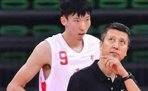 千万千万，不要认为没有周琦一样亚洲可称霸不否认这届亚洲杯中国队以1分惜败澳洲，