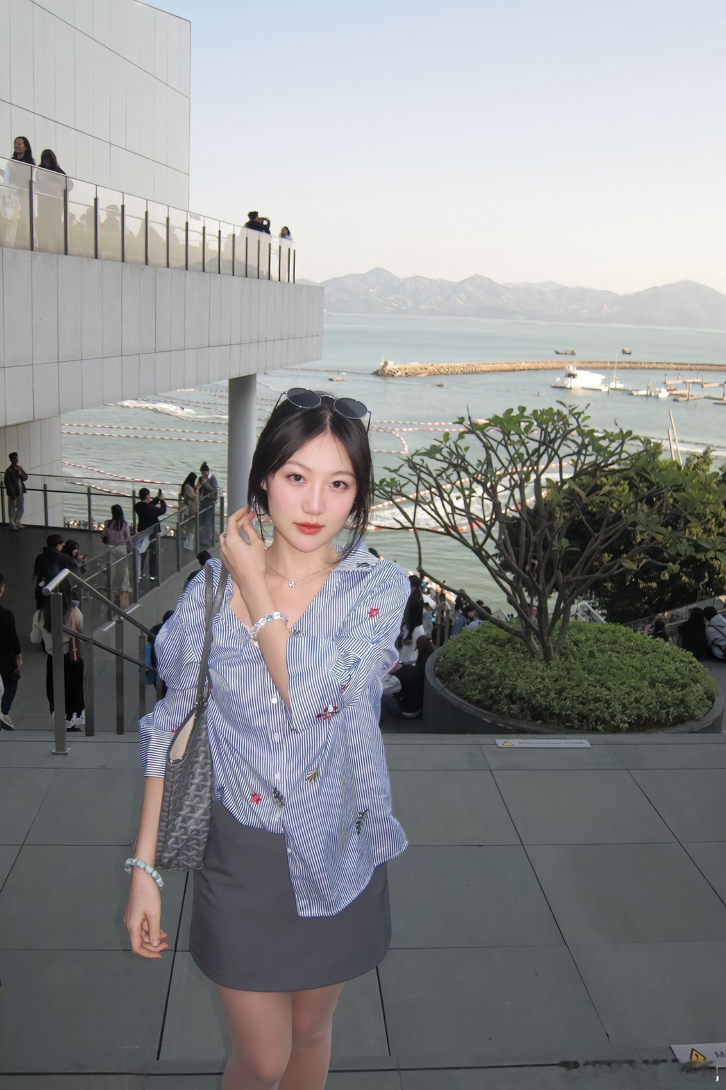 今天穿什么小毛衣，小衬衫颜控正义日记的红包