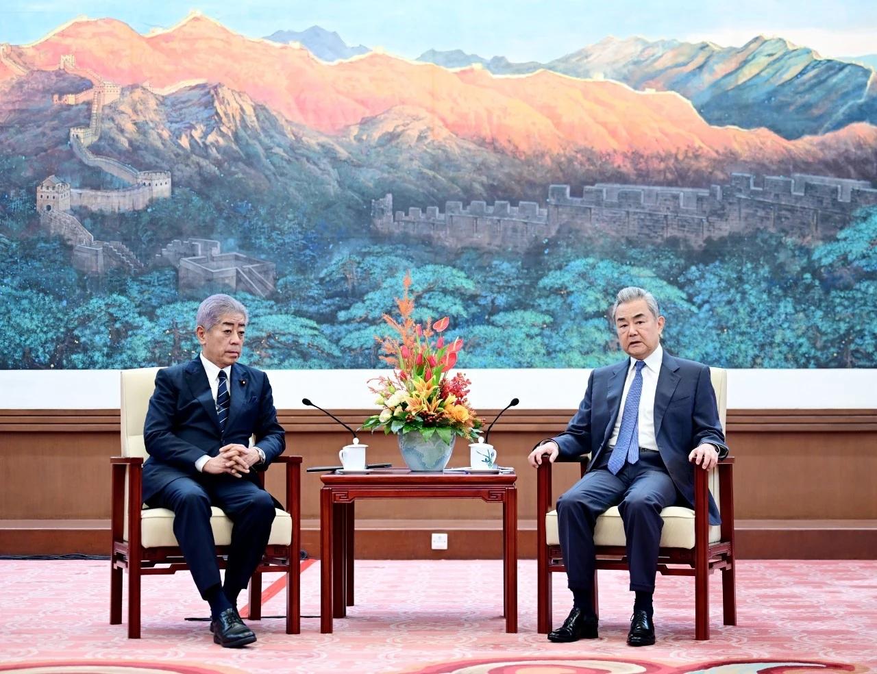 9月29号，根据中方公布的消息，王外长会见了率团访华的日本前外相、国际贸易促进协