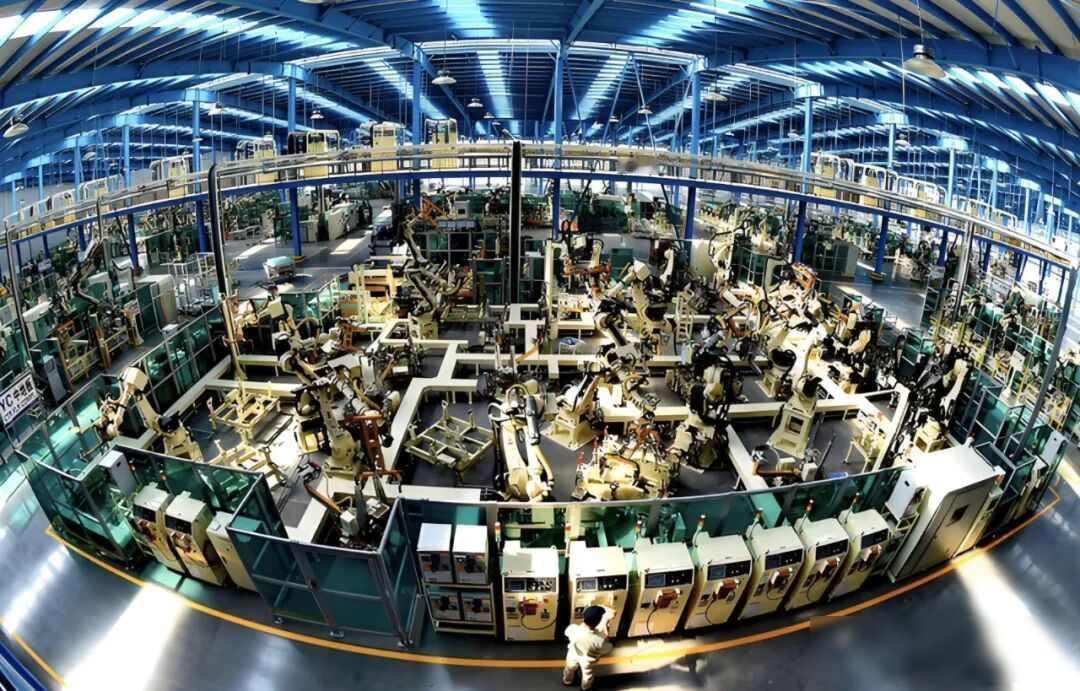 世界天平悄然倾斜，岛国何去何从？大国崛起下的生存密码老人总说以前世界是美欧说了