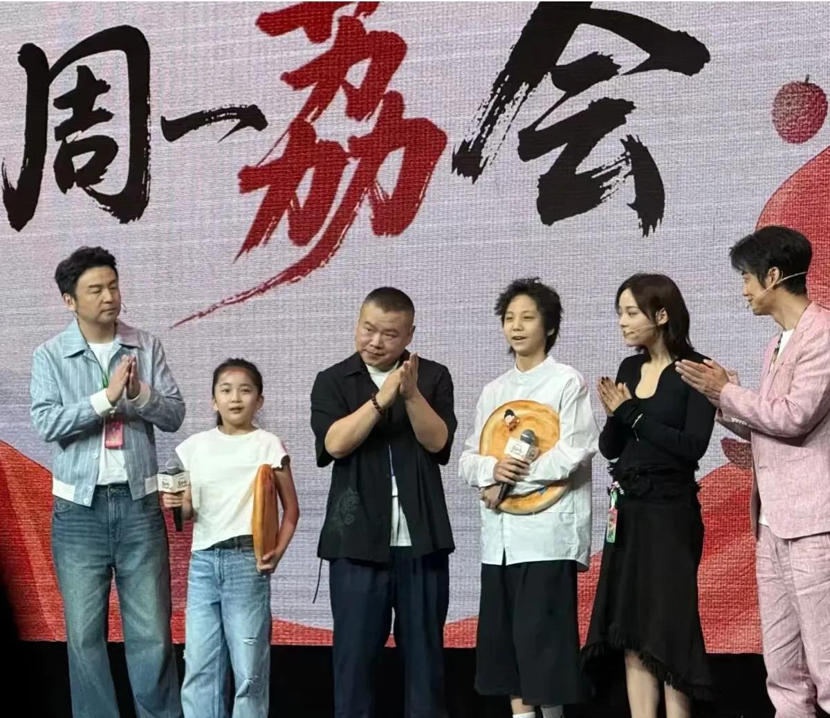 速看！《长安的荔枝》隐藏“戏精”揭秘，和岳云鹏的互动太绝了《长安的荔枝》中