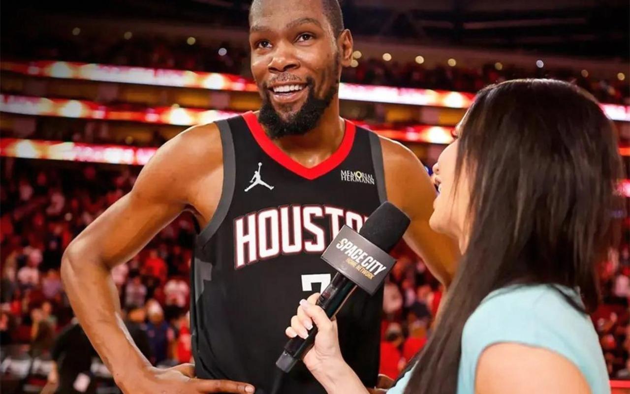 火箭重返西部第三！火箭赢了西部倒数第三的鹈鹕，107-105。杜兰特真是乌度