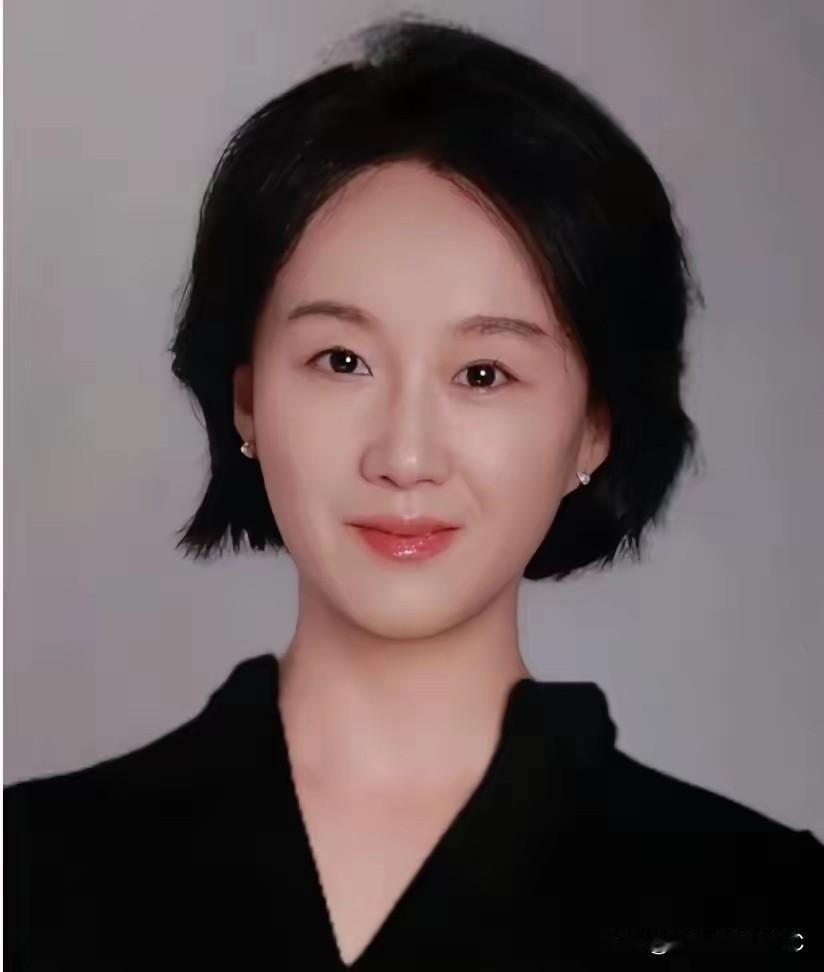 不得不佩服耿同学这波操作，简直把“借力打力”玩到了极致。他表面上看似什么都没