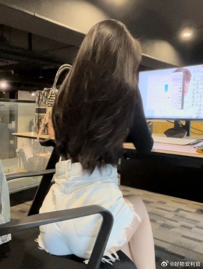 不理解这种发型的女生​​​