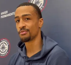 约翰-柯林斯在采访中谈到了谈到了克里斯-保罗。科林斯说道：“因为某些原因，我们