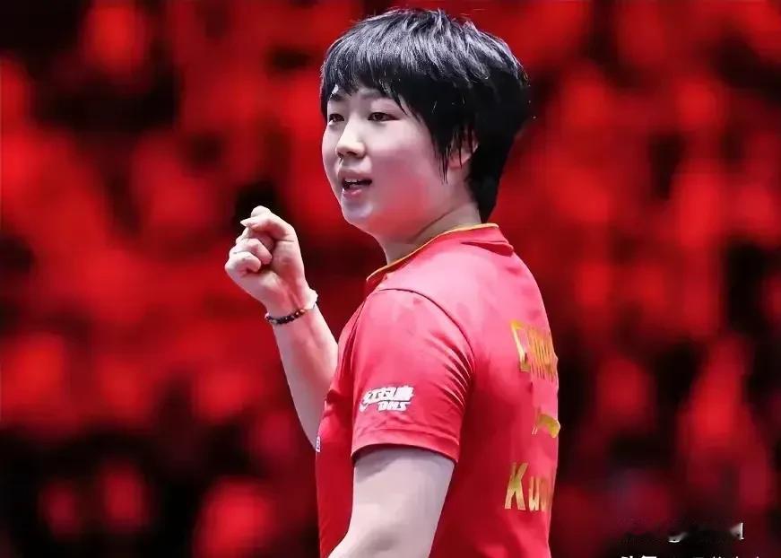 🏓新加坡大满贯，蒯曼虽以1：4的比分遗憾地与女单冠军失之交臂，但她却在这场比赛