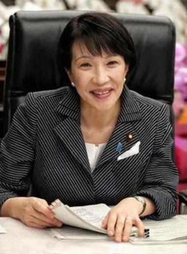 稀土博弈真打到日本的命门了。中国对日本的部分重稀土和关键材料供应已经连续数月大幅