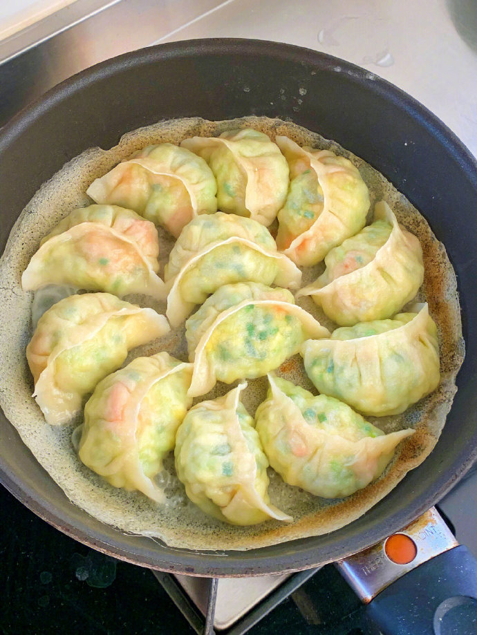 角瓜鸡蛋虾仁煎饺又香又清新