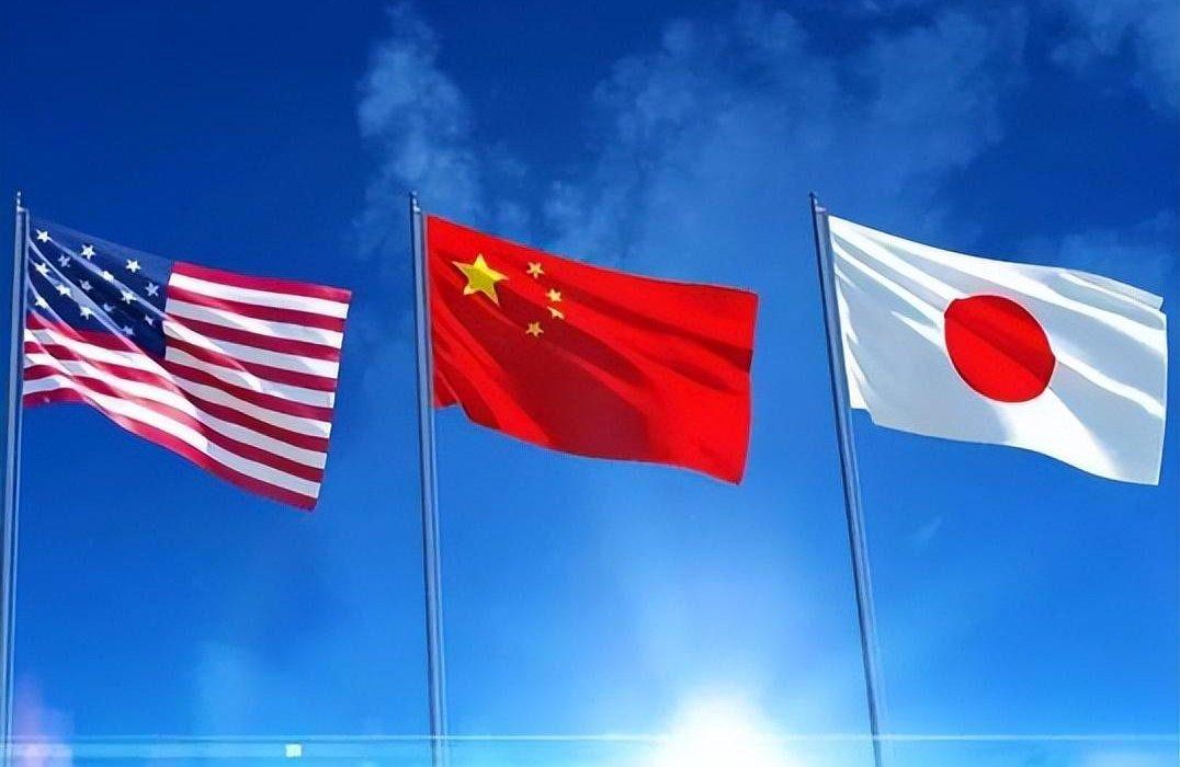 一名日本人曾说："美国和中国都是战争的战胜国。美国轰炸了日本各地的城市，数十万平
