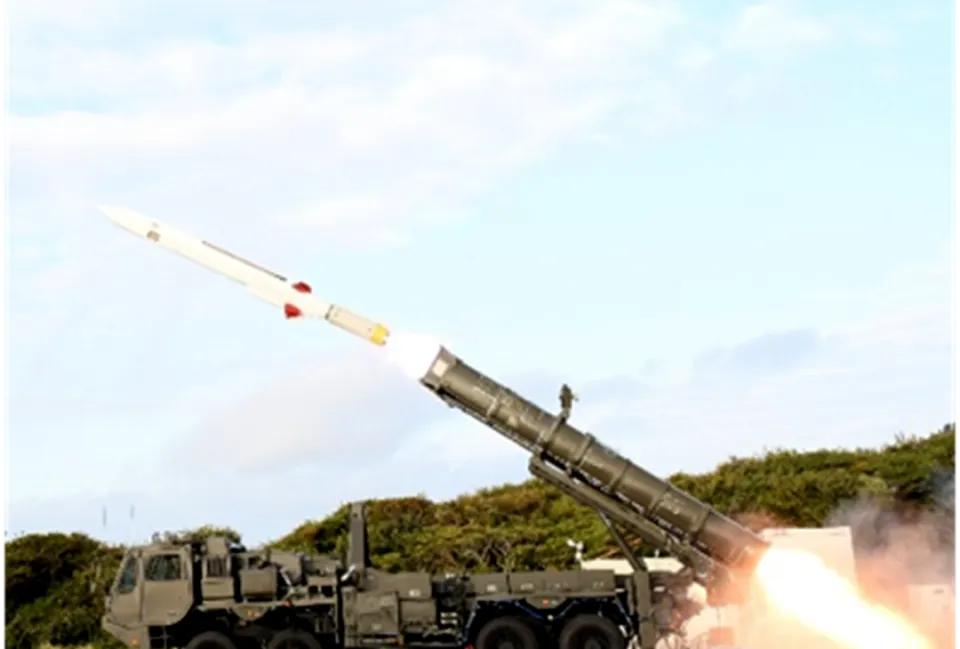 日本一旦选择偷袭，必然会动用饱和式攻击！单次齐射300枚导弹只是起步，连续打出3